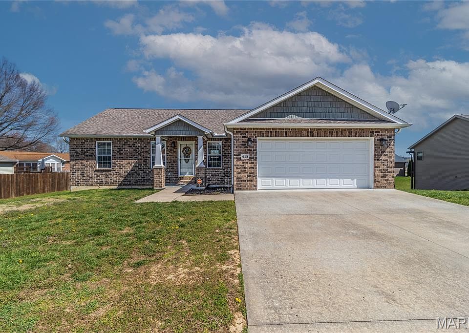 1st image of 418 Hillcrest Dr