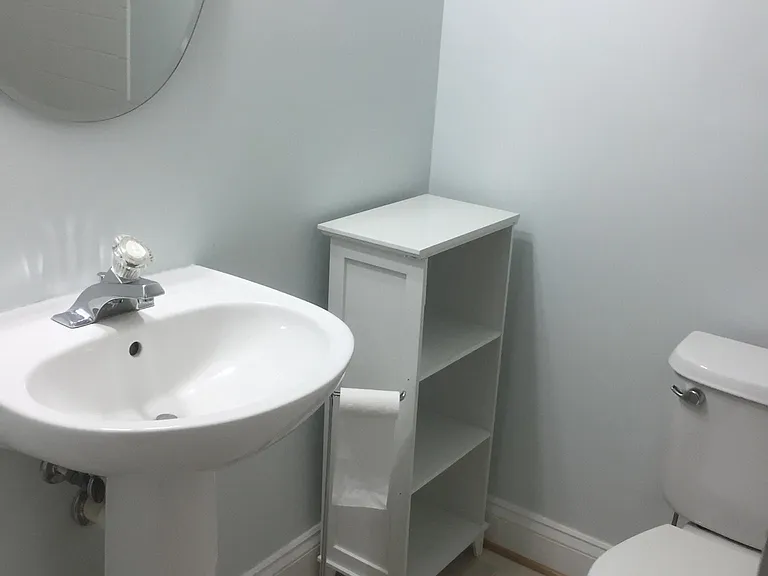 Capstone Cir — Photo 10
