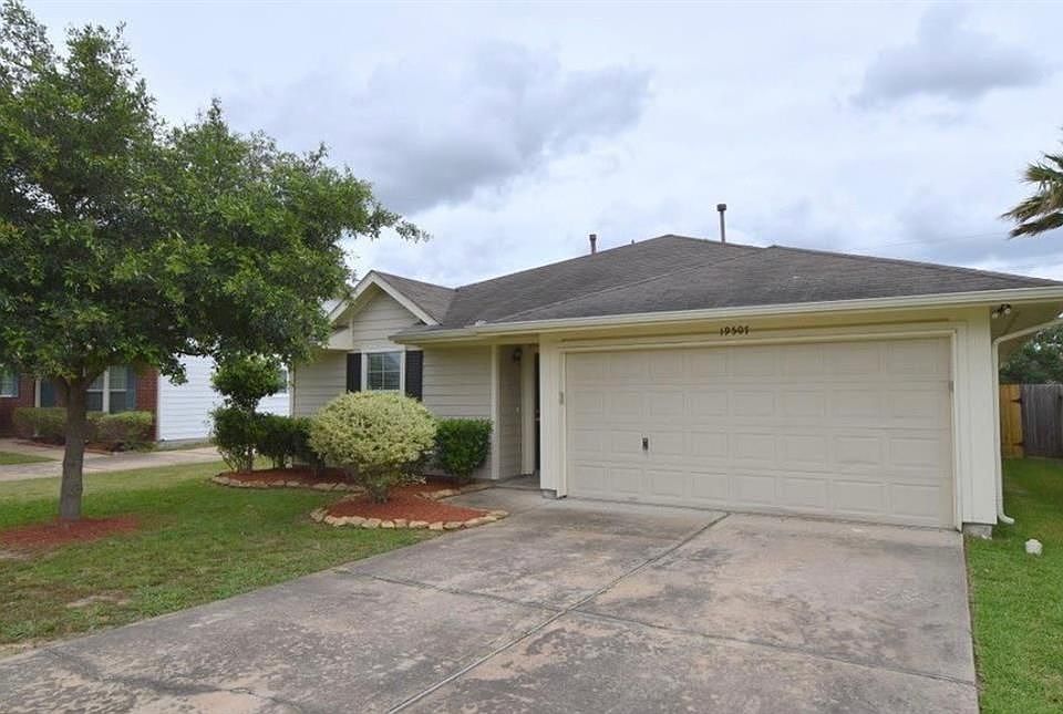 1st image of 19507 Winston Hill Dr