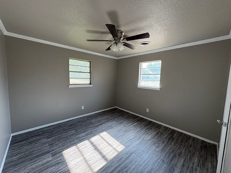 5001 Westway Trl — Photo 7