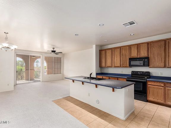 3rd image of 10655 N 9th St #255
