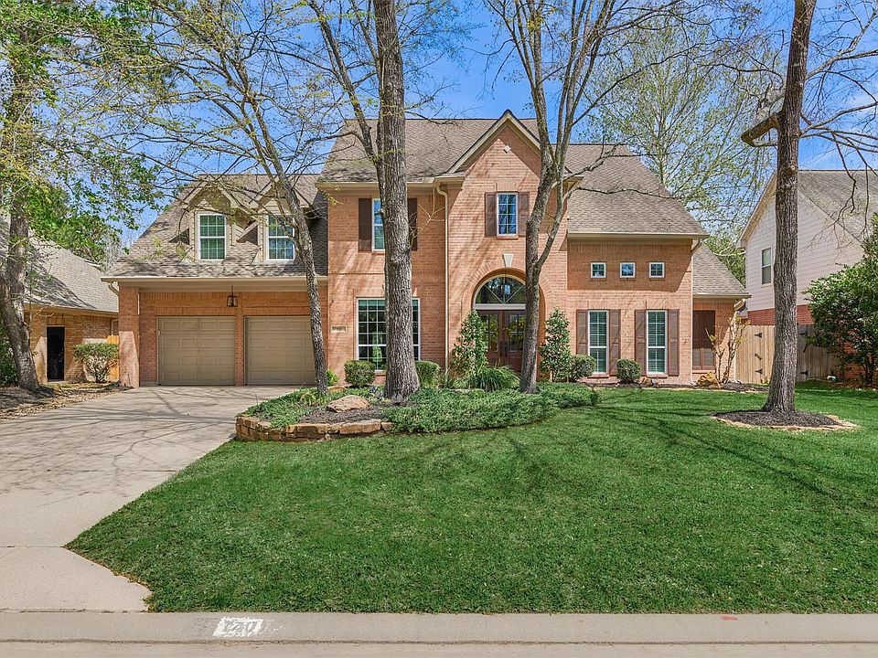 1st image of 170 N Hazelcrest Cir