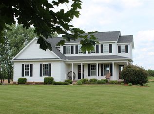 7495 N Pinefield Dr, Dexter, MI 48130