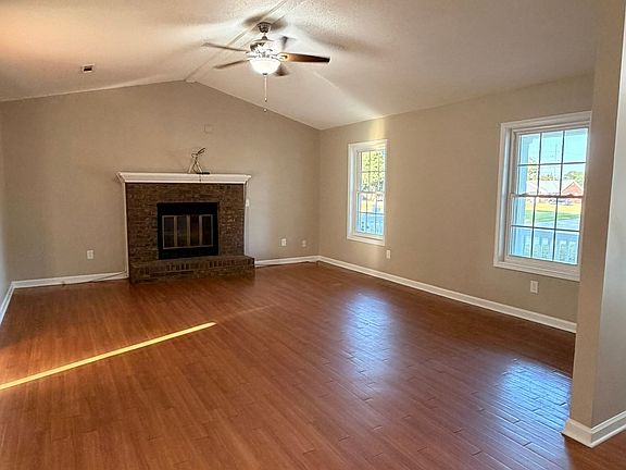 5th image of 112 Courtland Dr