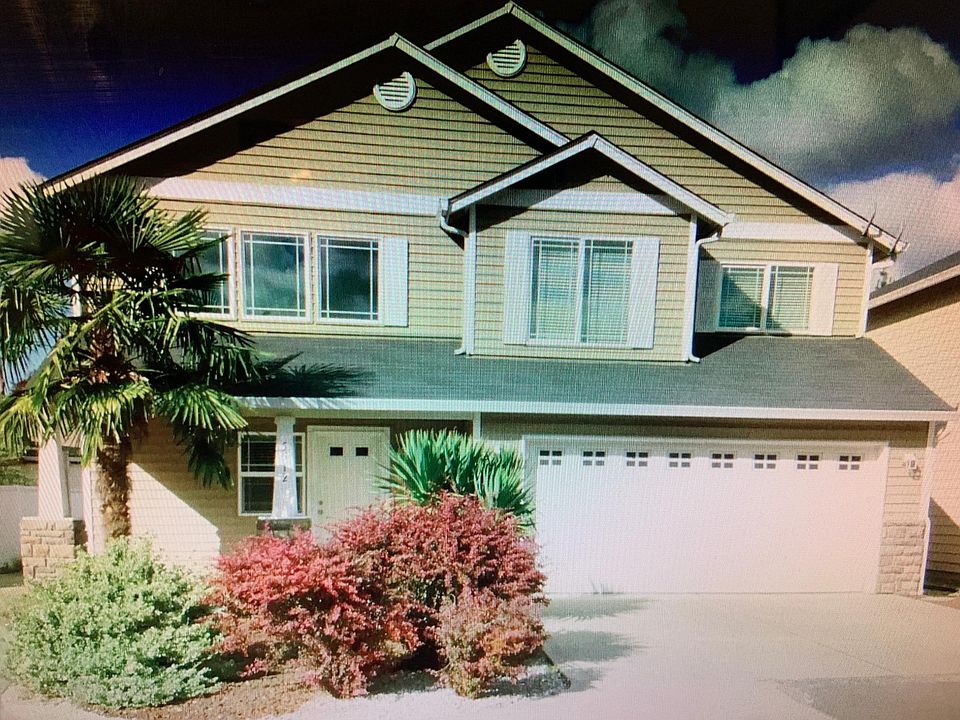 1st image of 5512 NE 94th Cir