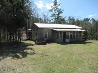 37 Warren Cemetery Rd, Hoosick Falls, NY 12090