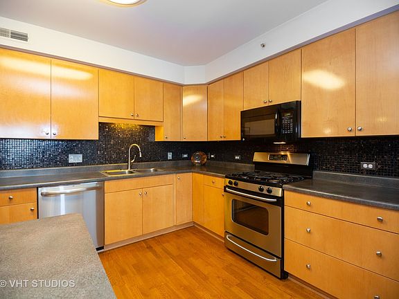 3rd image of 395 Graceland Ave Unit 708