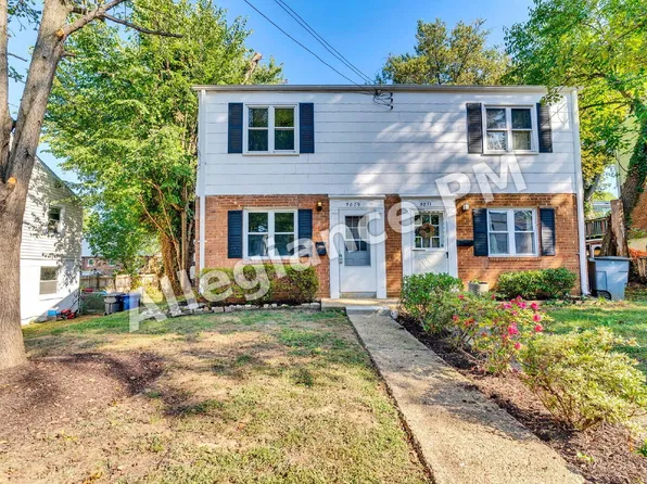 5809 Fifer Dr, Alexandria, VA 22303