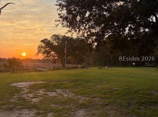 15259 Bennetts Point Rd, Green Pond, SC 29446