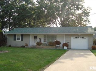 986 Sweetbriar Pl, Galesburg, IL 61401