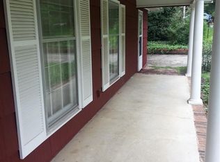 3 Drewry Rd, Taylors, SC 29687