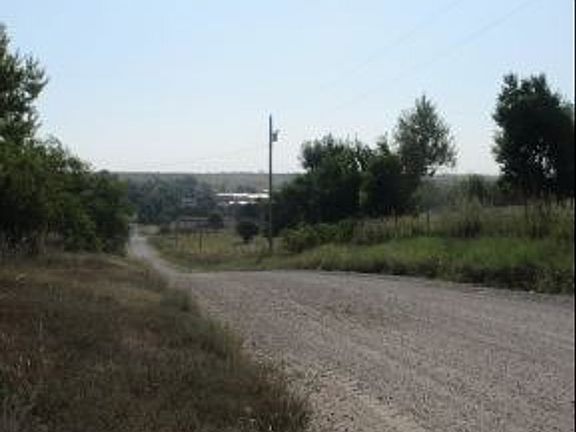 Exterior Neighborhood (street photo)