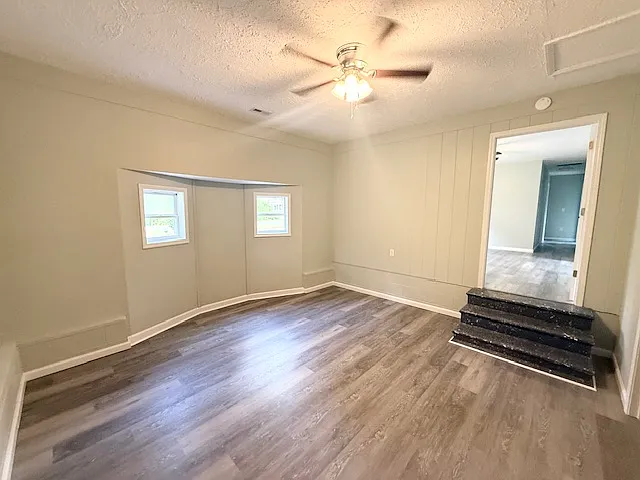 117 Pineview St — Photo 18