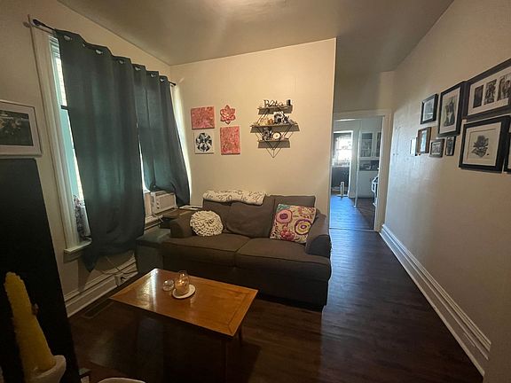 3rd image of 404 4th St APT A