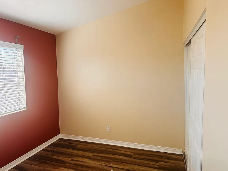 4218 Van Dyke Ave #3 — Photo 7
