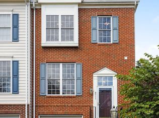 9711 Cheshire Ridge Cir, Manassas, VA 20110