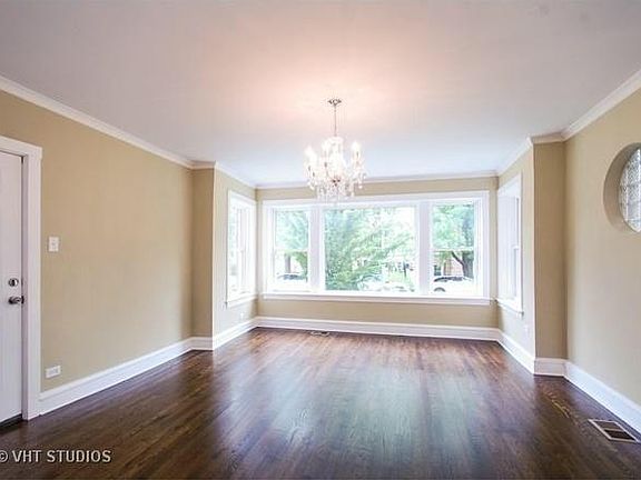 2nd image of 6124 N Claremont Ave #1