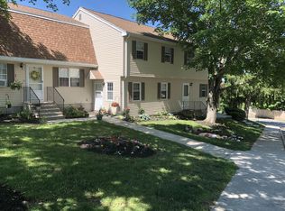 54 Pamela Ln, Amesbury, MA 01913