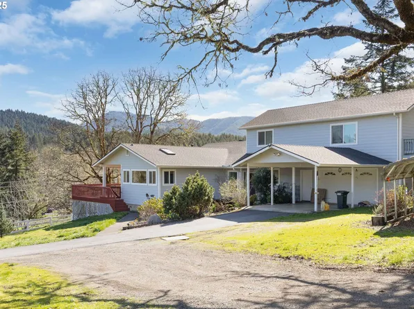 7941 Upper Olalla Rd, Winston, OR 97496