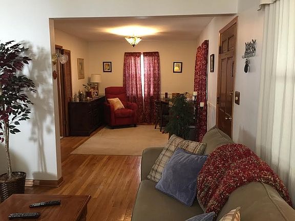 5th image of 549 Columbian Ave