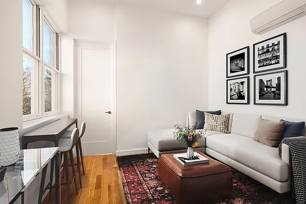 Rented by MNS | media 11