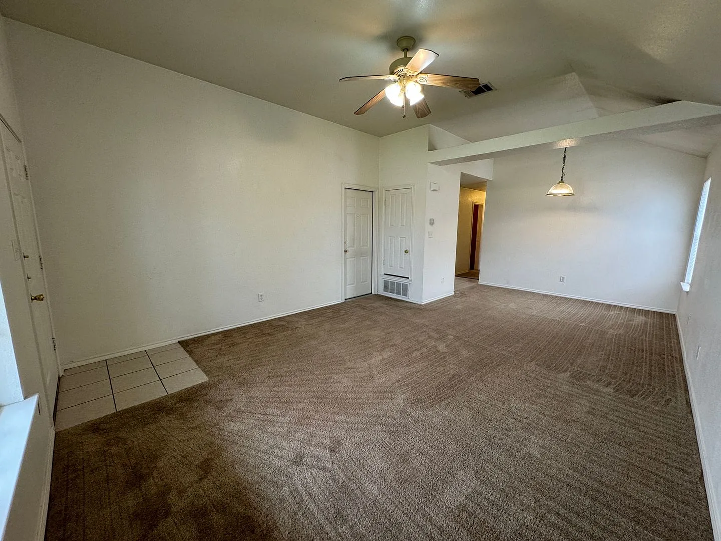 5005 John David Dr — Photo 4