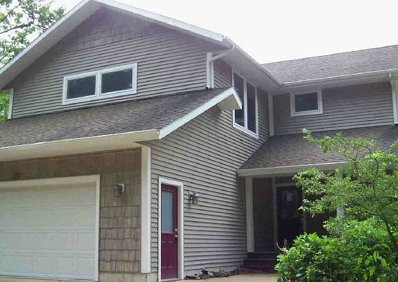 2nd image of 637 N Golden Sands Dr