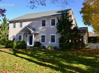 8 Lamb Ave, Quogue, NY 11942
