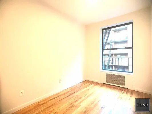 Rented by Bond New York | media 11