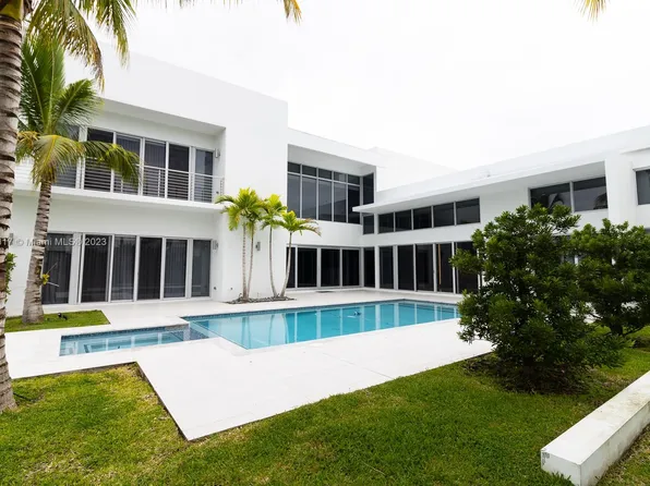 16562 Botaniko Dr S, Weston, FL 33326