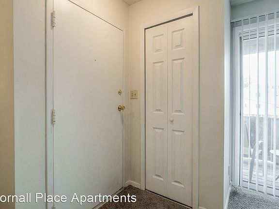3rd image of 421 W 87th St APT 27