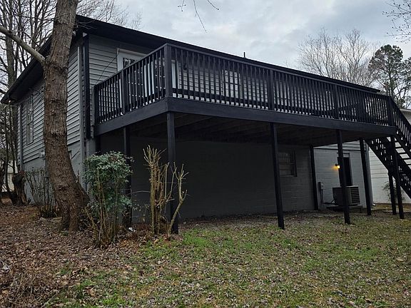 5th image of 2612 Shoemaker St