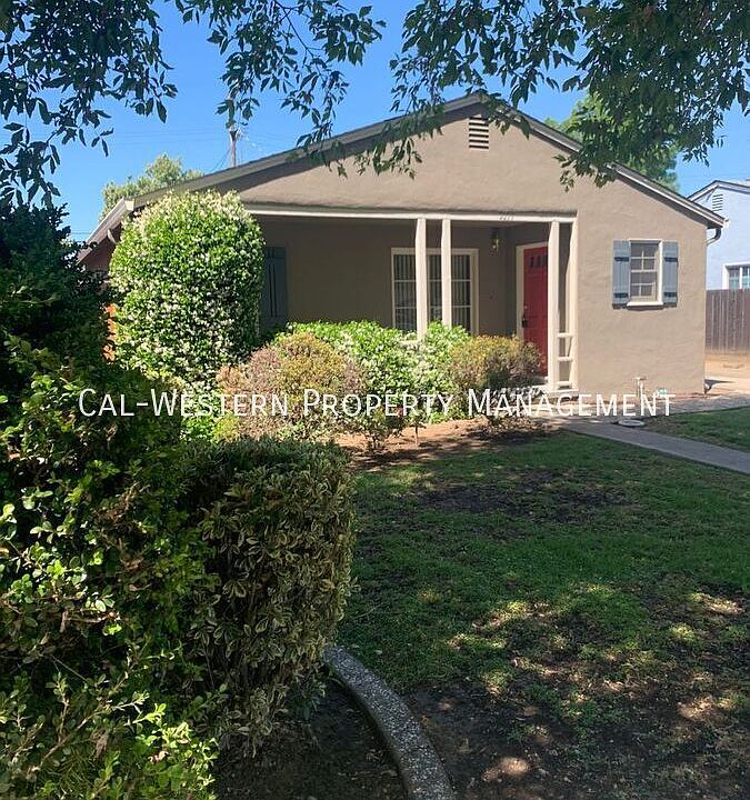 1st image of 2079 Coastland Ave