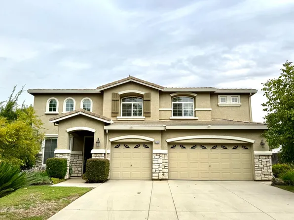 9200 Hunters Creek Way, Chowchilla, CA 93610