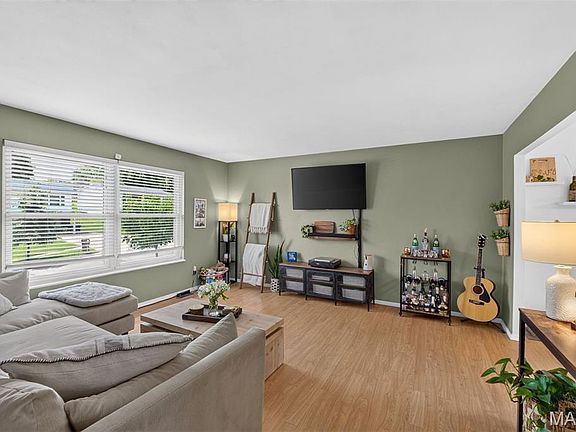 4th image of 12011 Wesford Dr