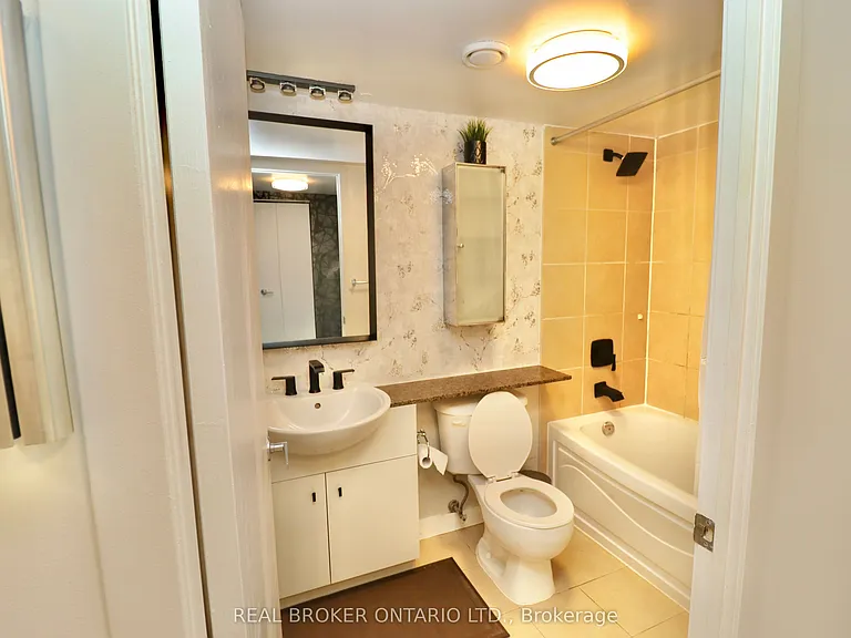 397 Front St N #1806 — Photo 18