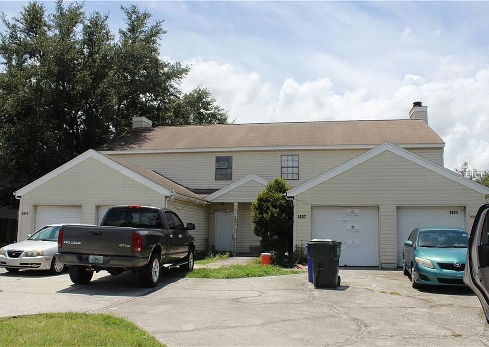 1st image of 1805 Crystal Grove Dr #4