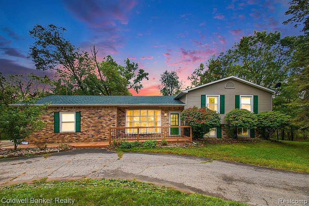 530 E Garrison Rd, Owosso, MI 48867 MLS 20230078356 Zillow