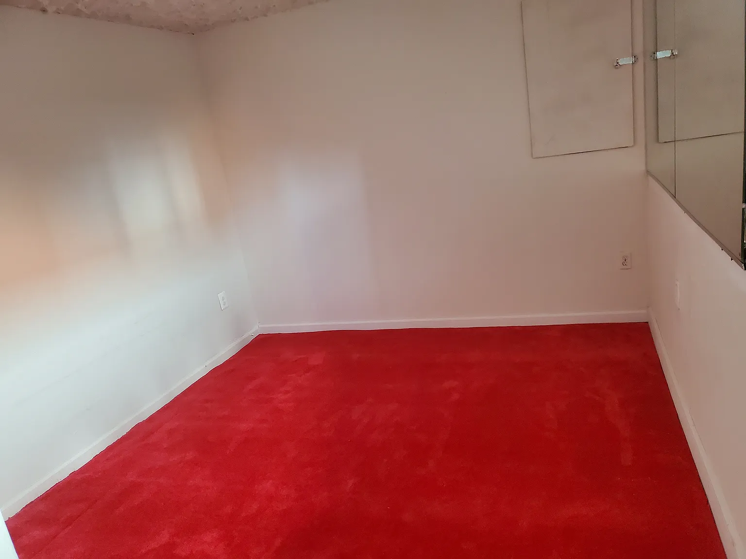 2 bed, $1,400 — Photo 2