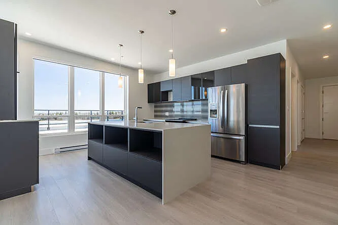 172 Wentworth Dr — Photo 8
