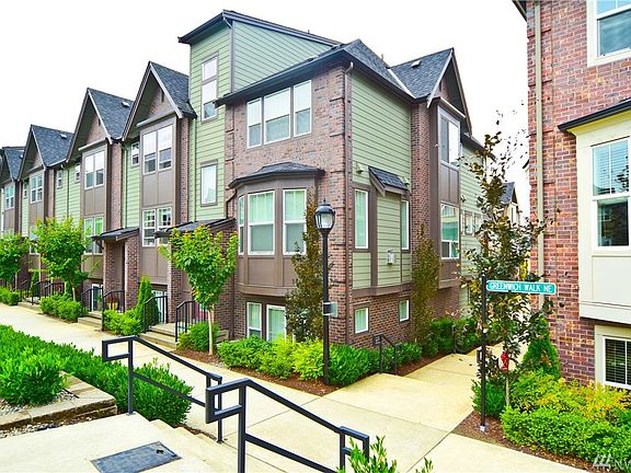 4th image of 1341 Greenwich Walk NE #28.1