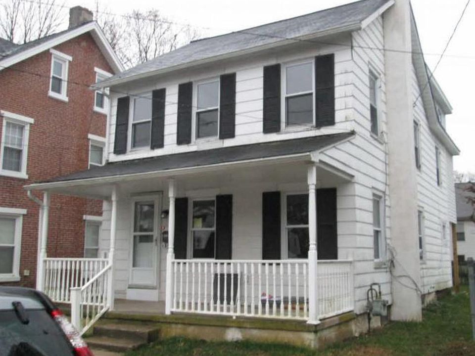 1st image of 222 E Linden St