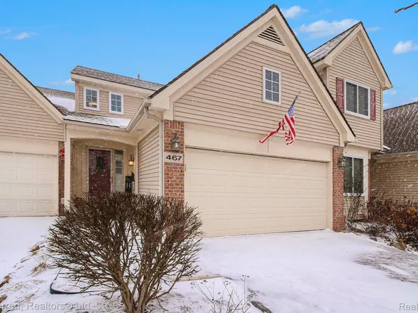 467 Lilly View Ct, Howell, MI 48843
