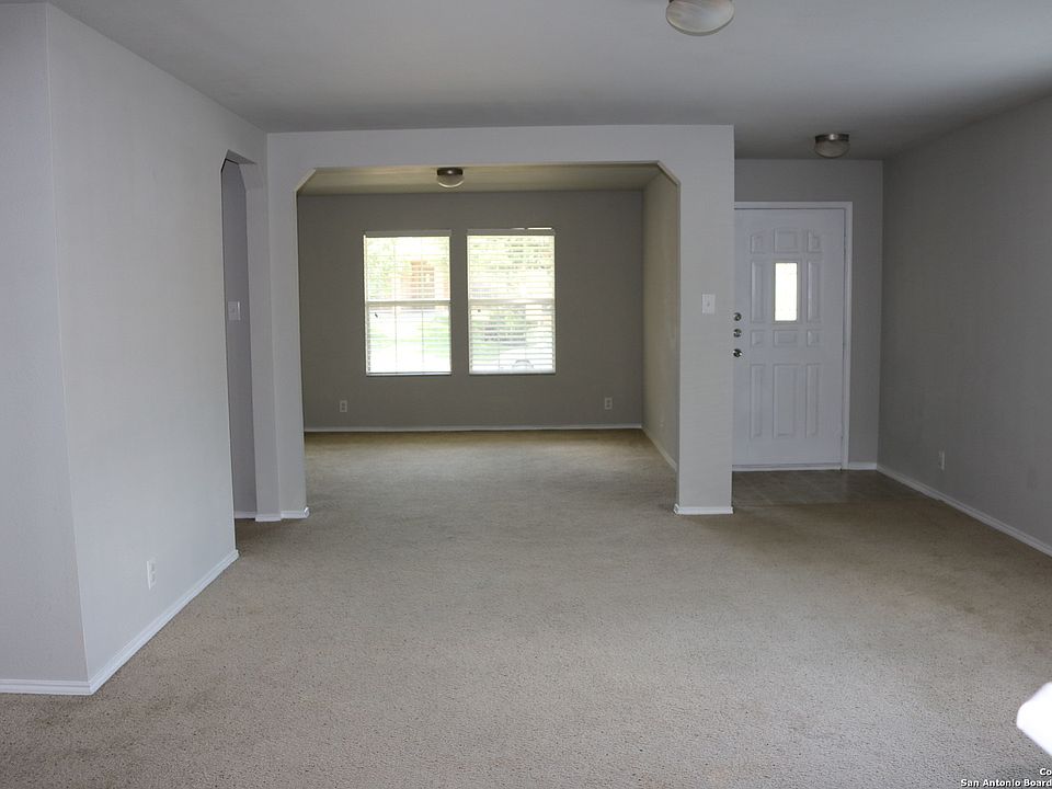 2nd image of 10751 Rivera Cv