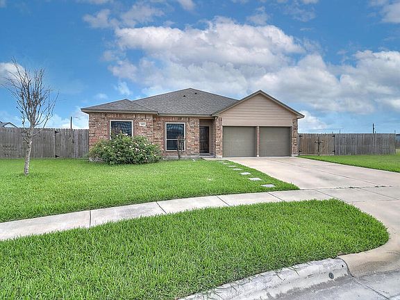 4th image of 3422 Travis Ct