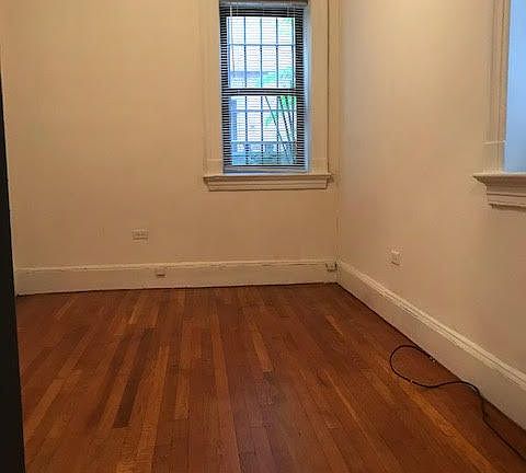 5th image of 43 W 74th St APT 1C