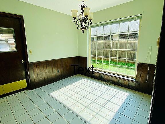 3rd image of 17 Beckley St