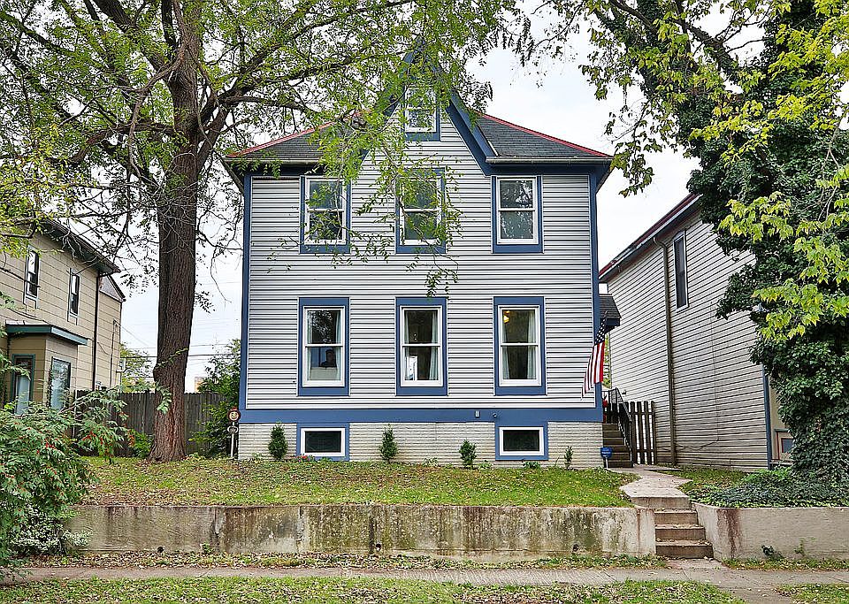 1st image of 1116 Highland St