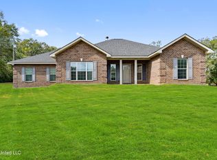 1246 Jodie Baxter Rd, Lucedale, MS 39452