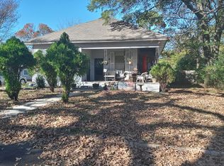 920 Dickson Ave, Paris, TX 75460